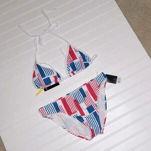 Triangle String Bikini Set in a trendy print Size 6